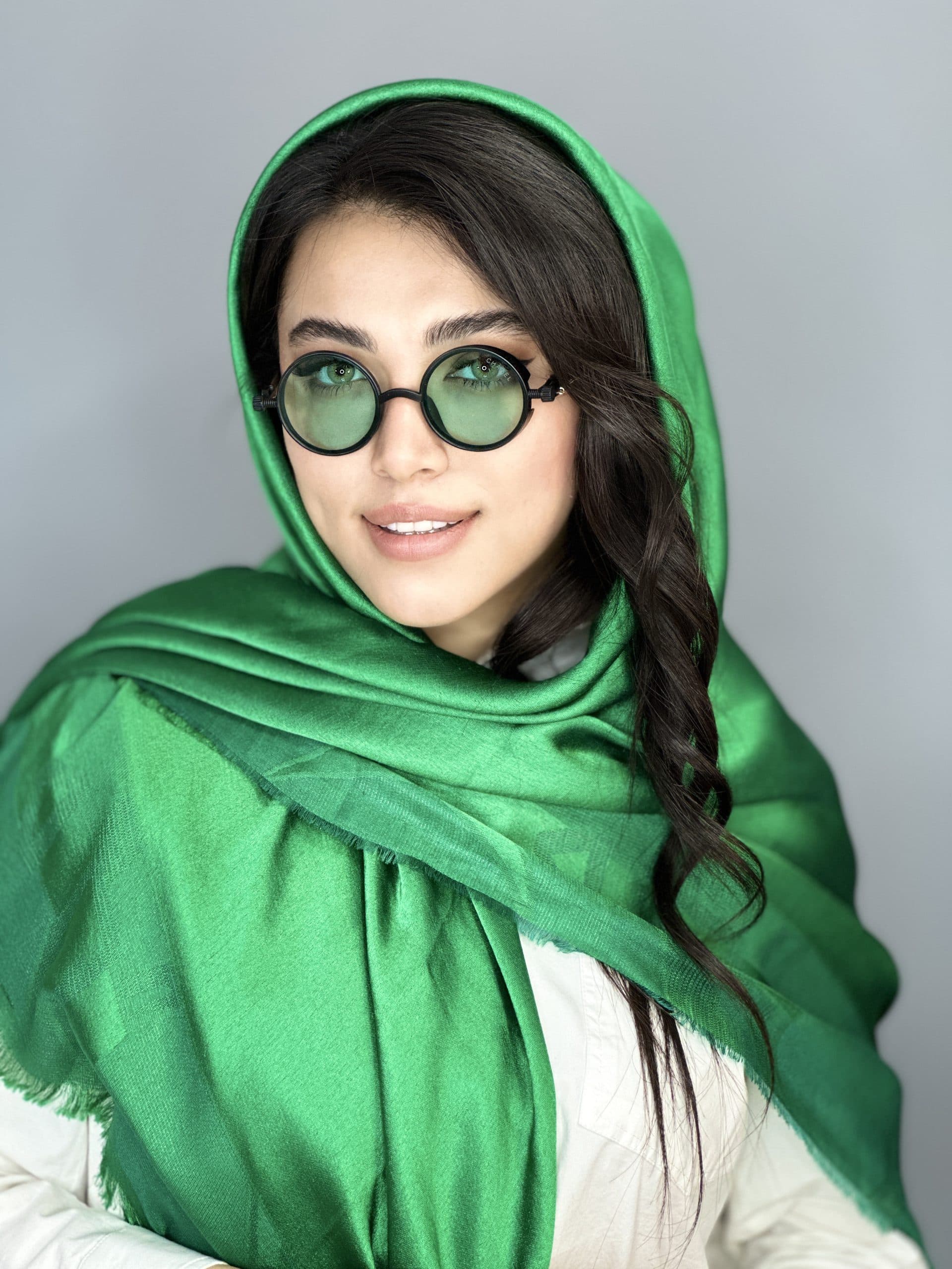 عينك افتابي Chanel چنل اسپرت گرد يووي ٤٠٠ سكه اي سبز