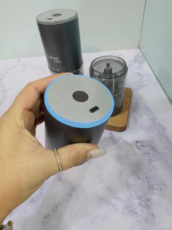 آ‌سیاب شارژی قهوه مدل UL-9862 یونیک لایف کد 2230 — تصویر ۳
