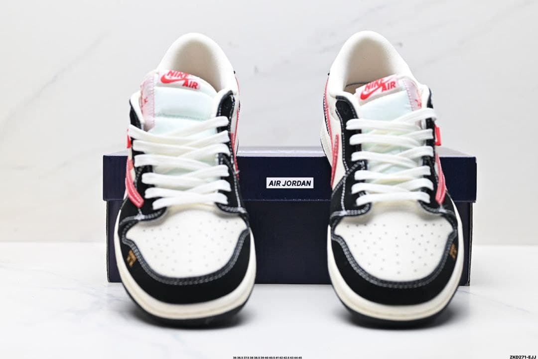 نایک ایر جردن ۱ بدون ساق تراویس اسکات کواز مشکی قرمز Nike air jordan 1 low Travis Scott Kaws Red Black — تصویر ۷