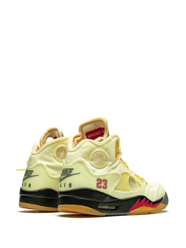 نایک ایر جردن ۵ آف وایت شیری Nike air Jordan 5 off white milky — تصویر ۲
