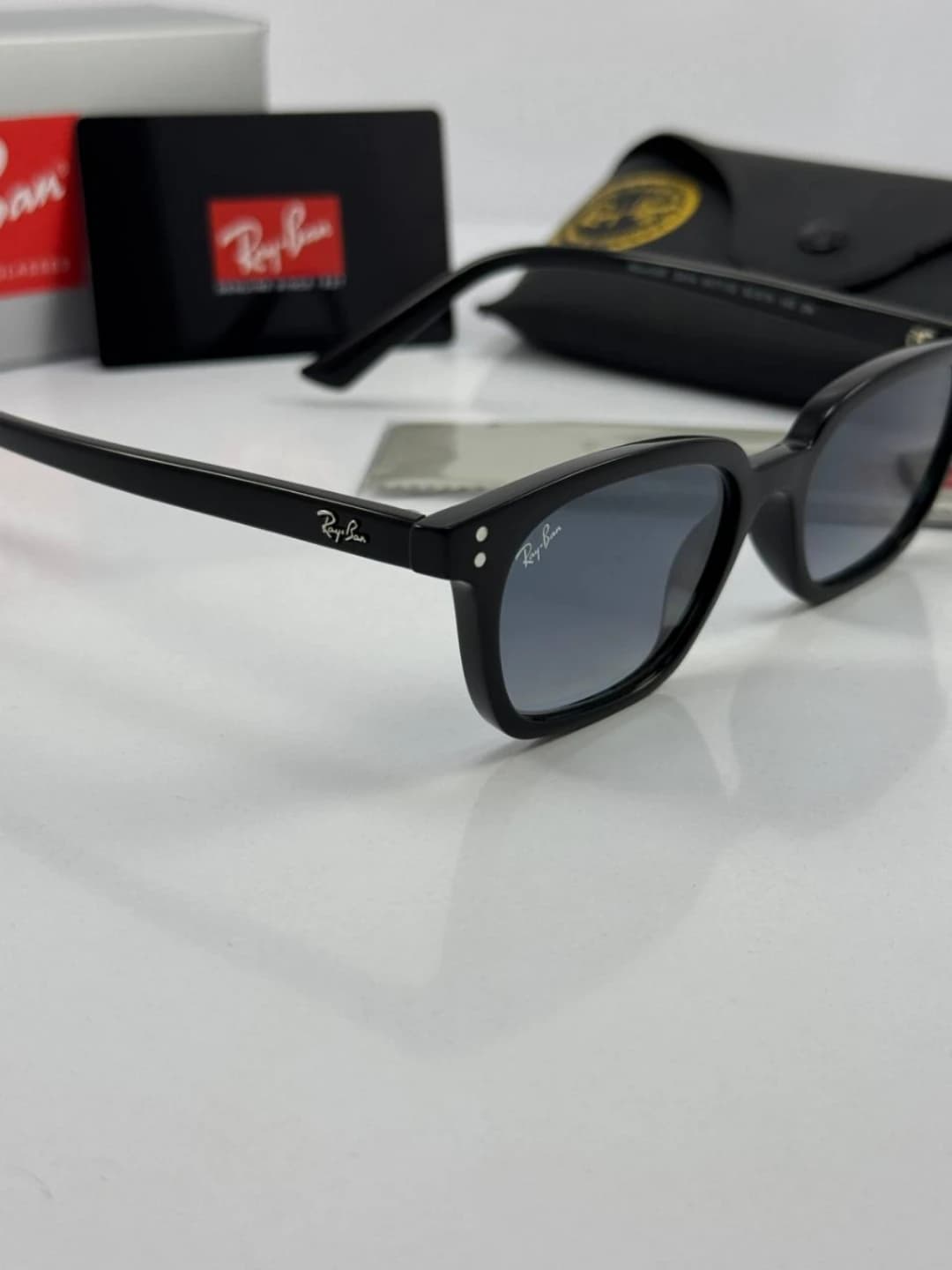 عینک ریبن مشکی هایلایت rayban rb-4456 f — تصویر ۳