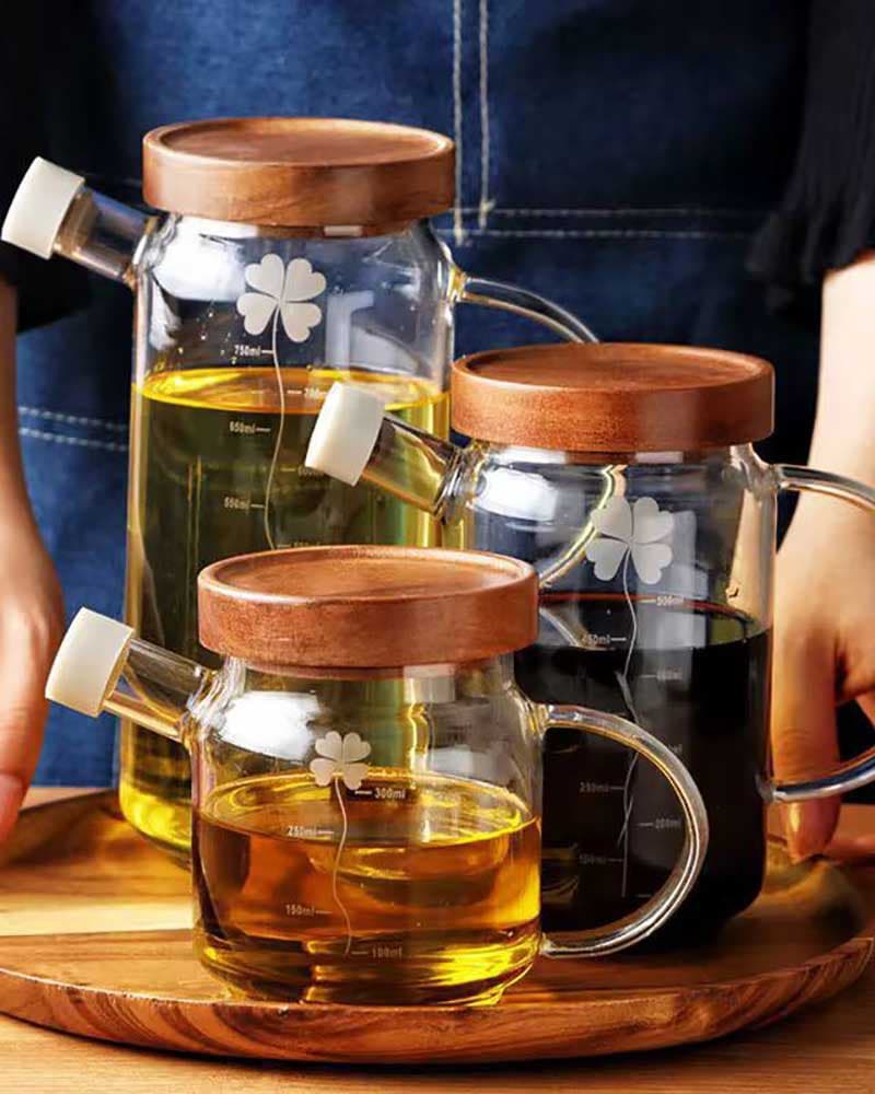 روغن‌ریز پیرکس طرح گلدار با درب چوبی در سه سایز — تصویر ۲