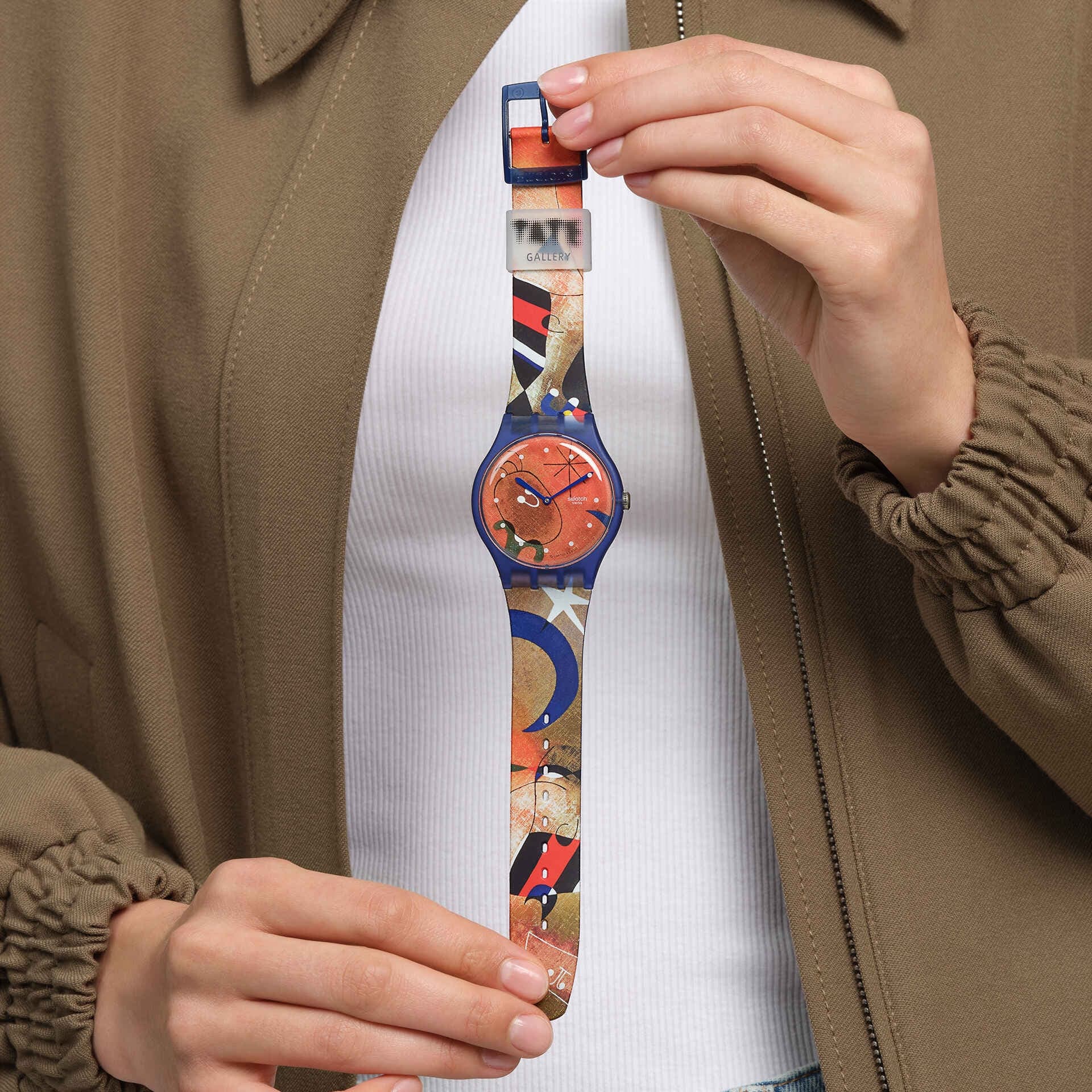 ساعت سواچ مدل SWATCH MIRO’S WOMEN & BIRD IN THE MOONLIGHT (SO29Z136) — تصویر ۸