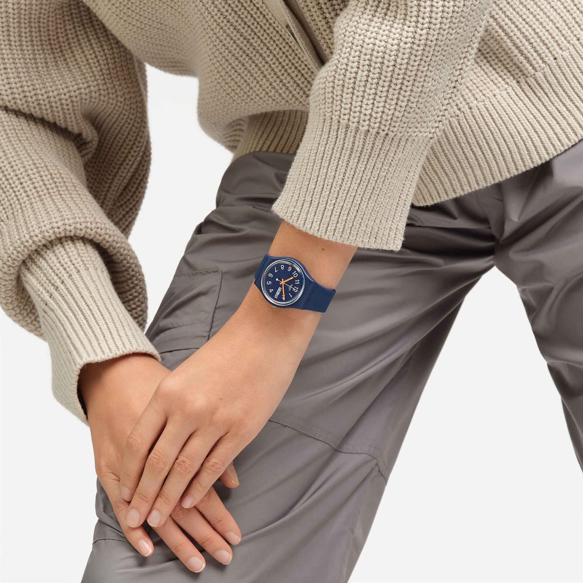ساعت سواچ مدل SWATCH TRENDY LINES AT NIGHT (SO28I700) — تصویر ۴