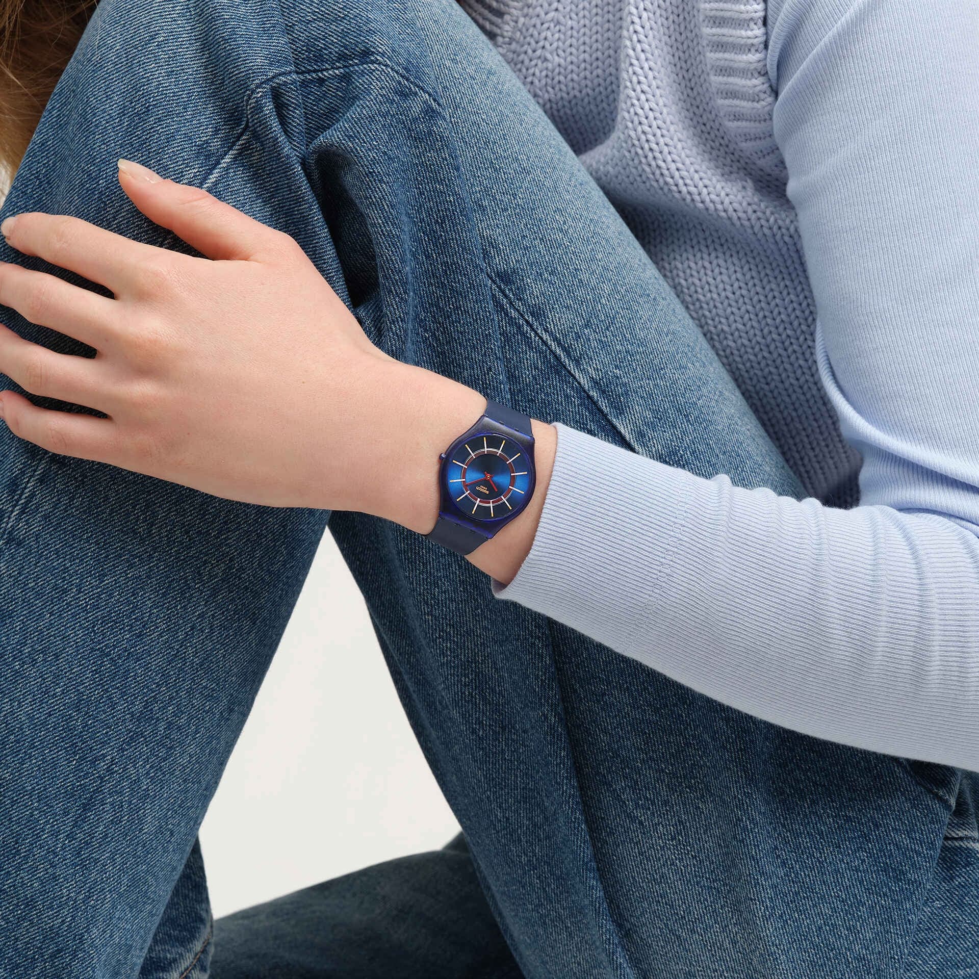 ساعت سواچ مدل SWATCH VERY JAZZY BERRY (SS08N117) — تصویر ۴