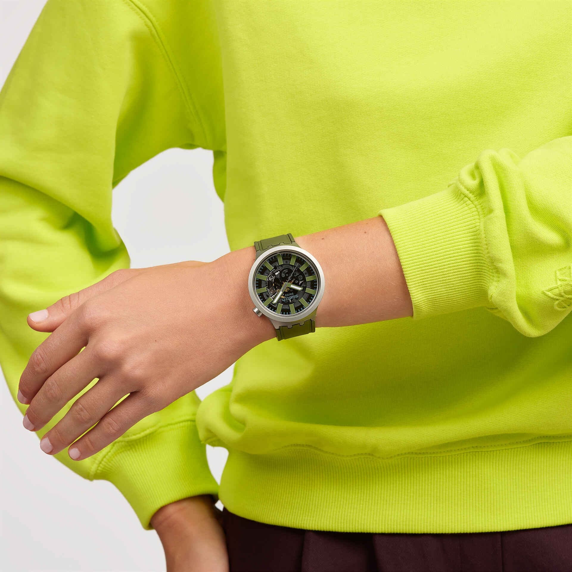 ساعت سواچ مدل SWATCH THRU THE UNDERBRUSH (SB07S118) — تصویر ۴
