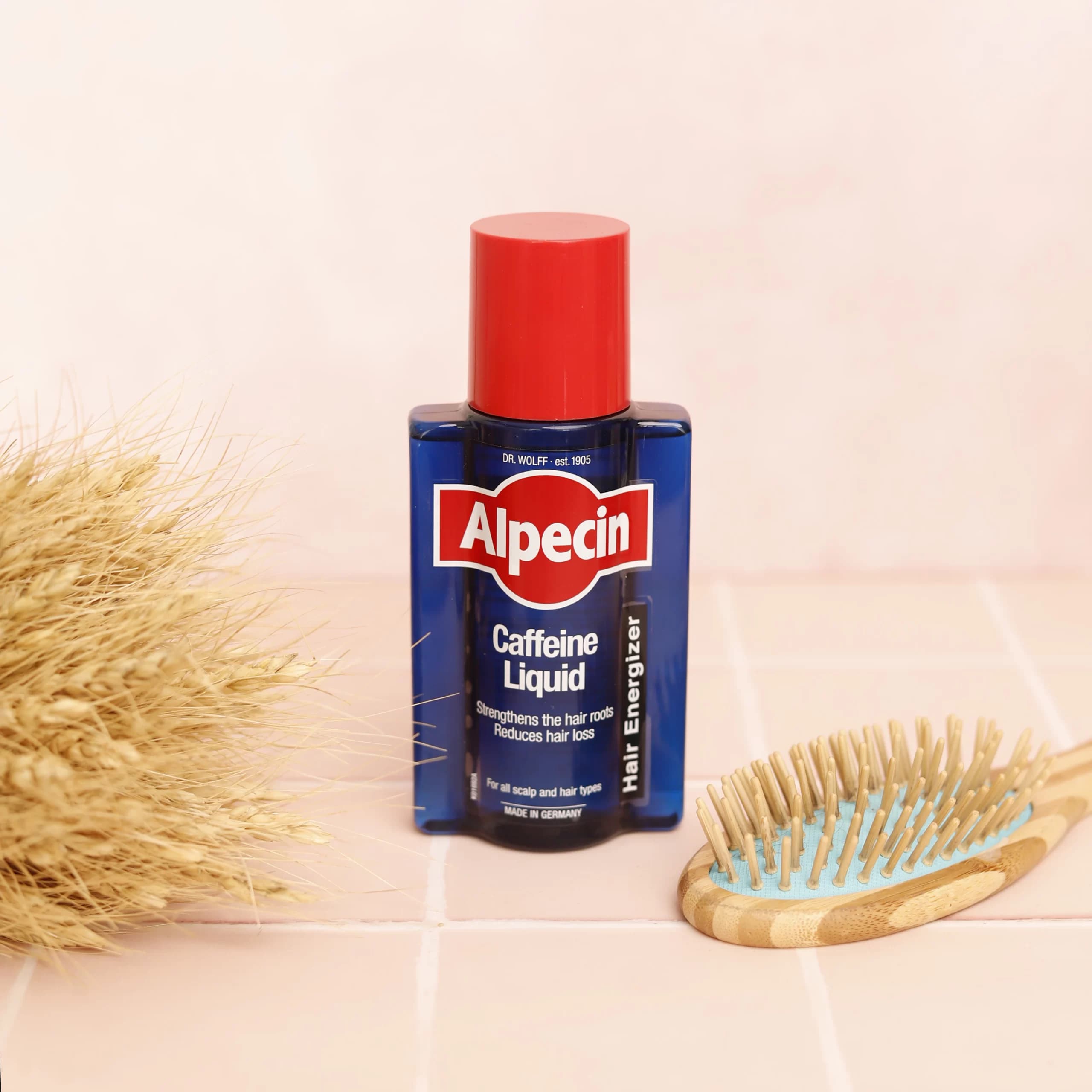 شامپو تقویت کننده مو مدل کافیین آلپسین Alpecin