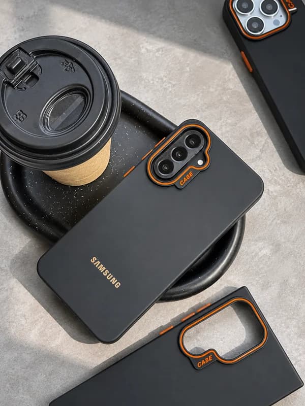 قاب طرح Dark Case گوشی آیفون 16 پرو — تصویر ۳