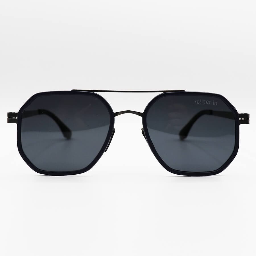 عینک آفتابی پلاریزه IC! Berlin با فریم تیتانیوم، سرمه ای رنگ، خلبانی شکل و لنز دودی تیره مدل T0904 — تصویر ۲