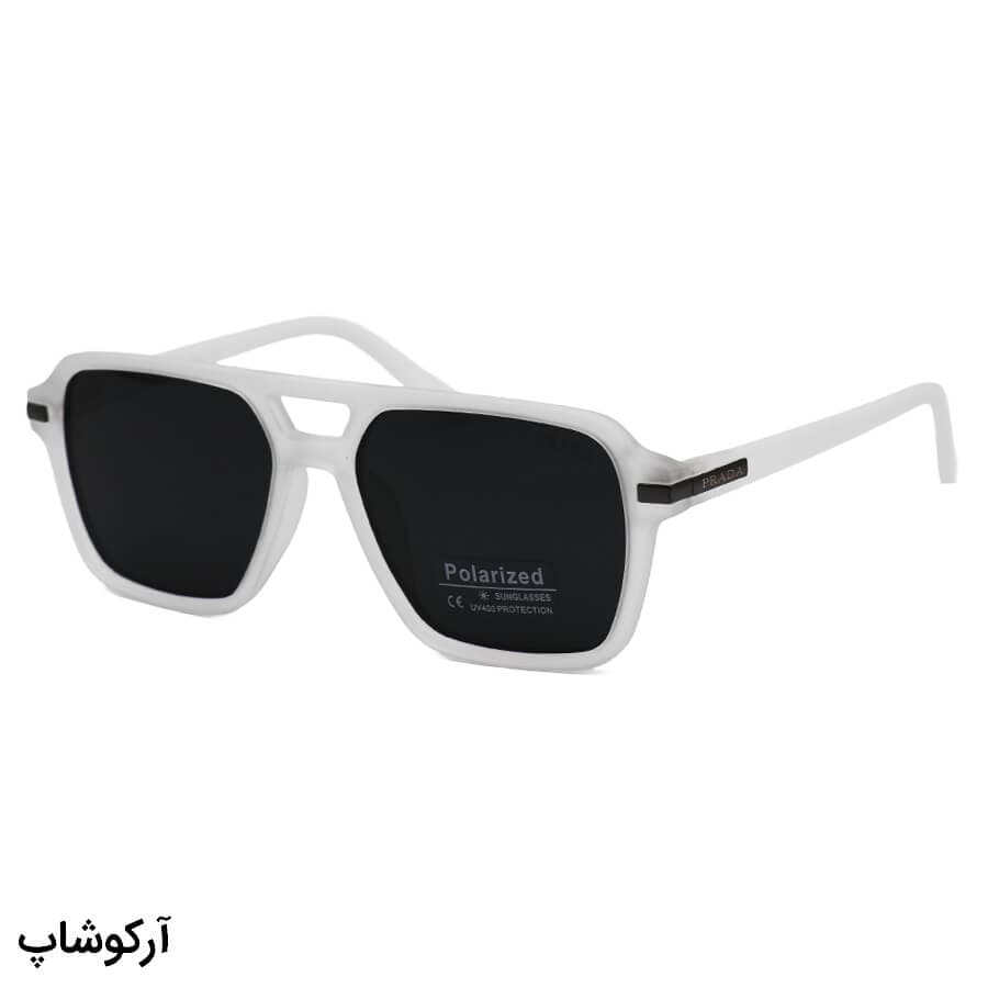 عینک آفتابی پرادا با فریم خلبانی، رنگ سفید مات (یخی) و لنز پلاریزه و دودی تیره مدل P9842