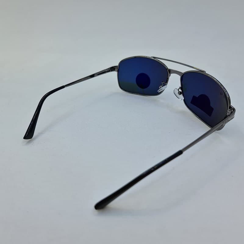 عینک آفتابی خلبانی کلاسیک Ray-Ban با فریم نوک مدادی و لنز آنتی رفلکس مدل 3317 — تصویر ۸
