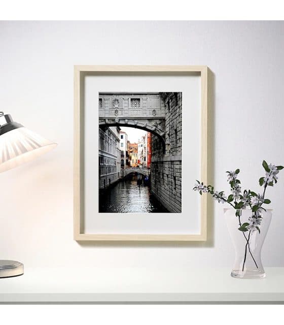 قاب عکس ایکیا مدل IKEA-HOVSTA سایز 30×40 — تصویر ۲