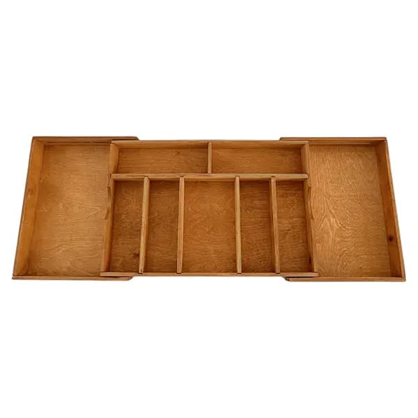 جا قاشقی داخل کابینتی بزرگ کشویی — تصویر ۵