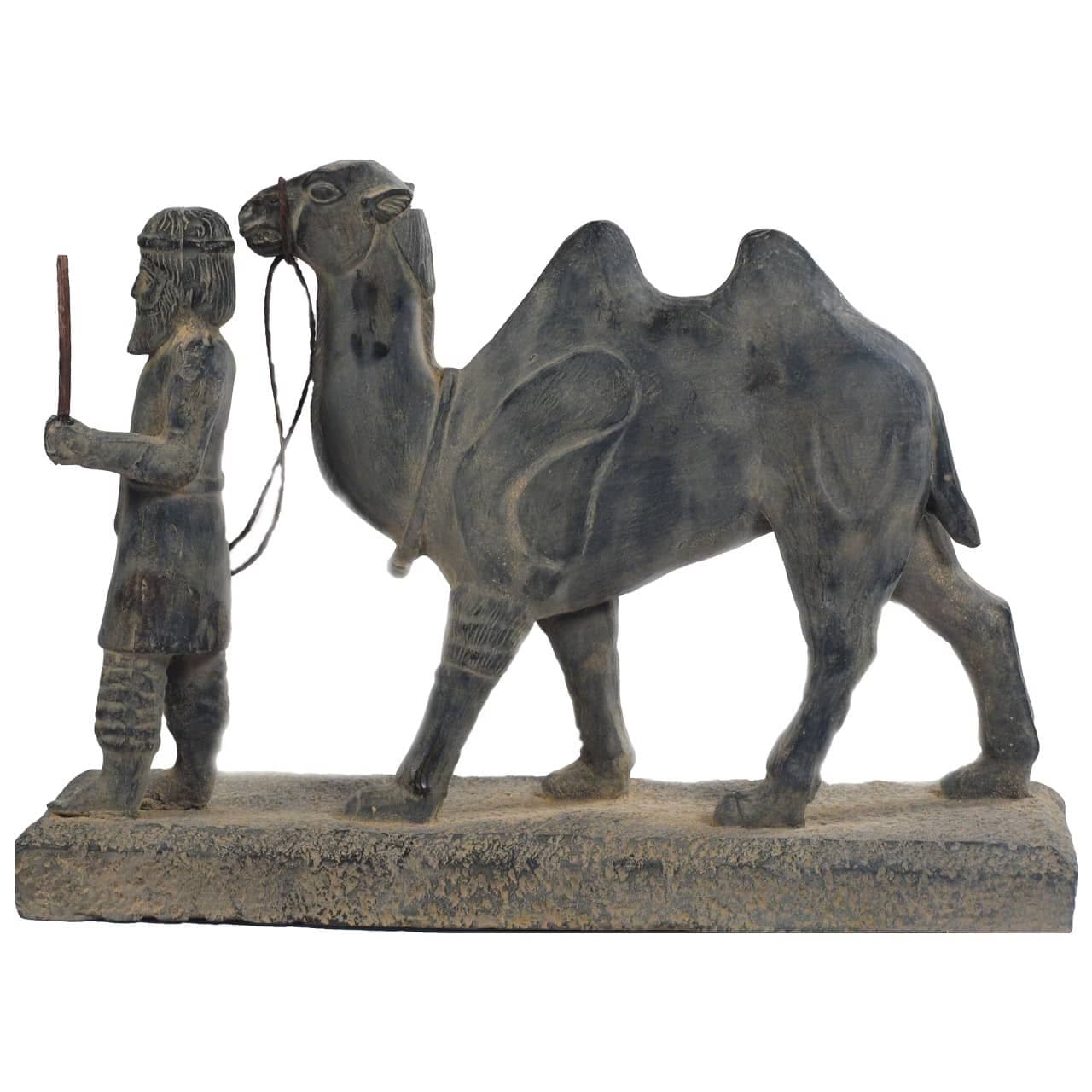 مجسمه هدیه آور رخجی حجمی کد MO2420