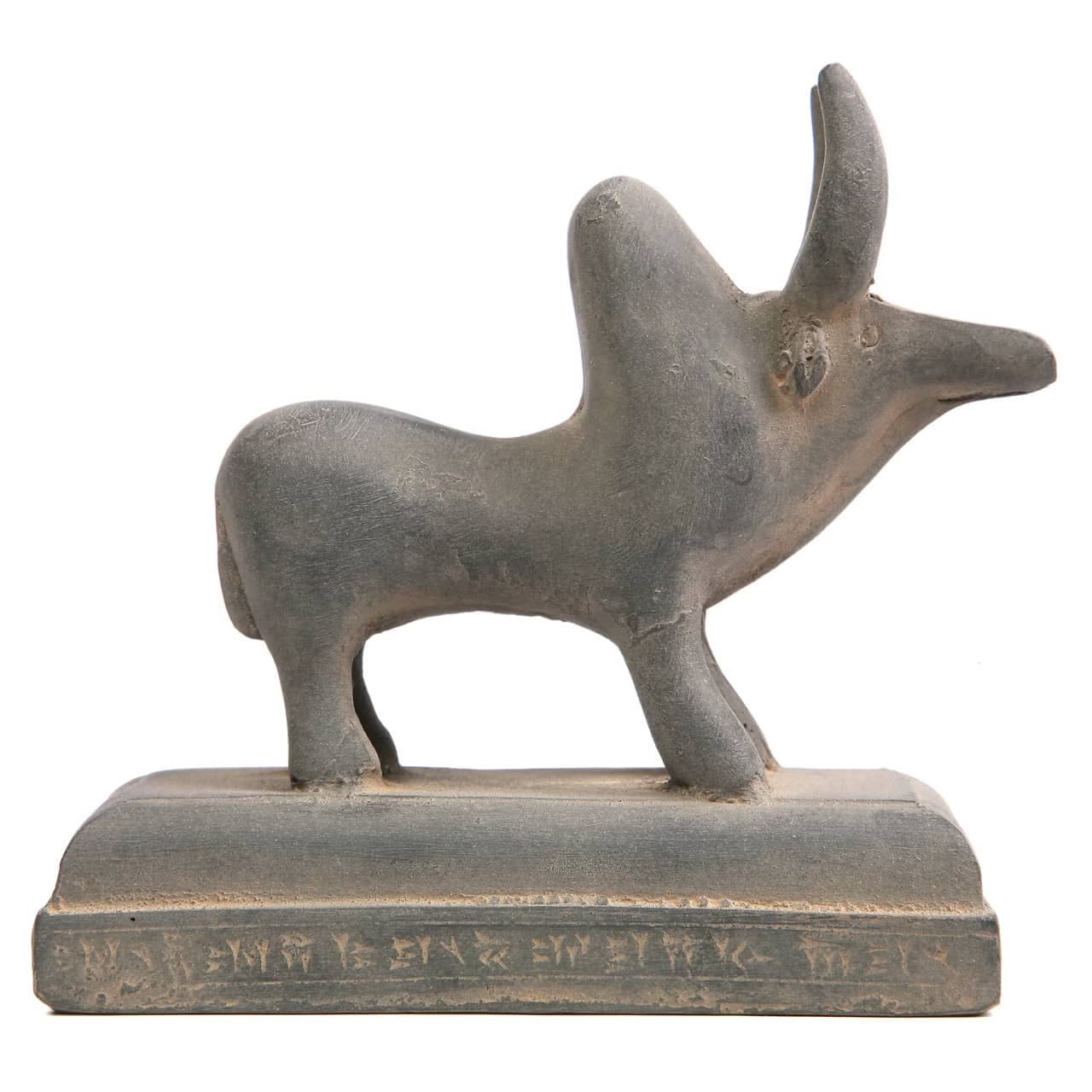 مجسمه گاو مارلیک 3 کد MO2350