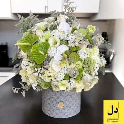 سفارش گل برای تحویل در فروشگاه مهستان کرج