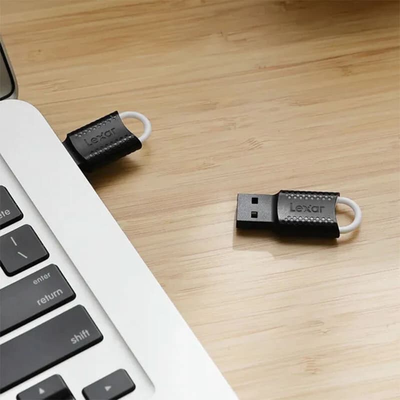 فلش 128 گیگ لکسار Lexar JumpDrive V40 — تصویر ۴