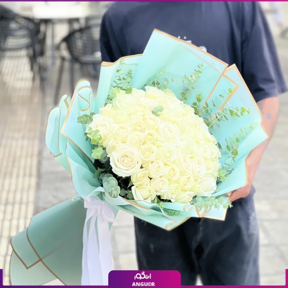 دسته گل باغ سپید رویاها
