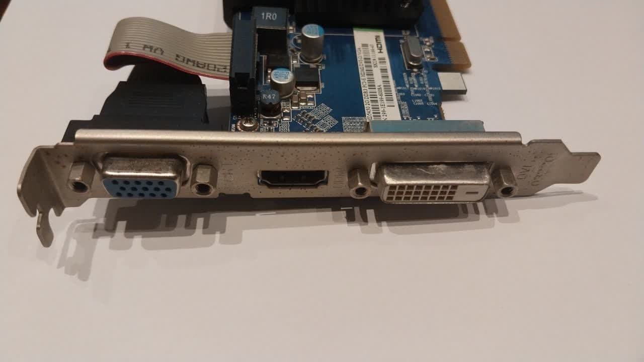 کارت گرافیک دست دوم Sapphire HD5450 2GB PCI-E 64Bit DDR3 — تصویر ۲