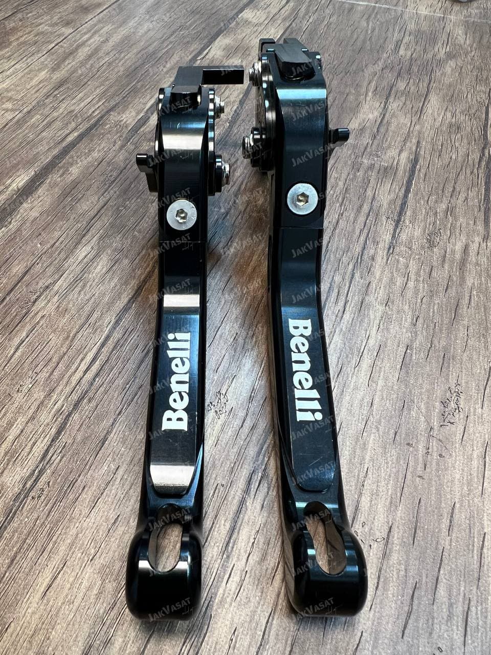 کتی کلاچ و ترمز اسپرت مشکی BENELLI250 — تصویر ۲