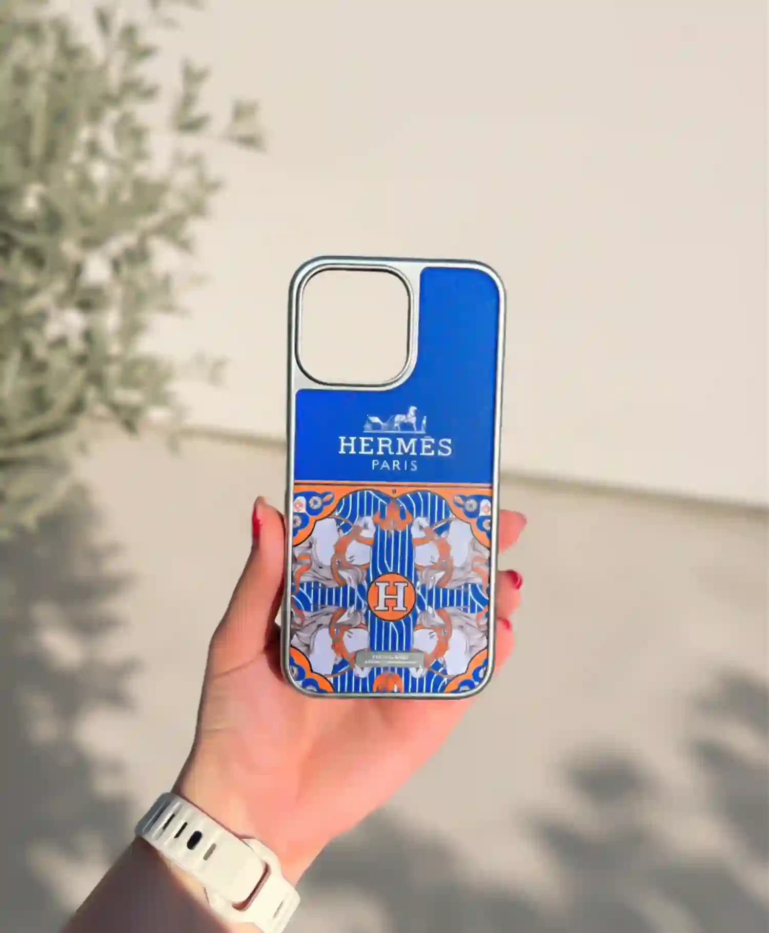 قاب طرح دار فانتزی Hermes گوشی موبایل Iphone 16 Pro Max — تصویر ۴
