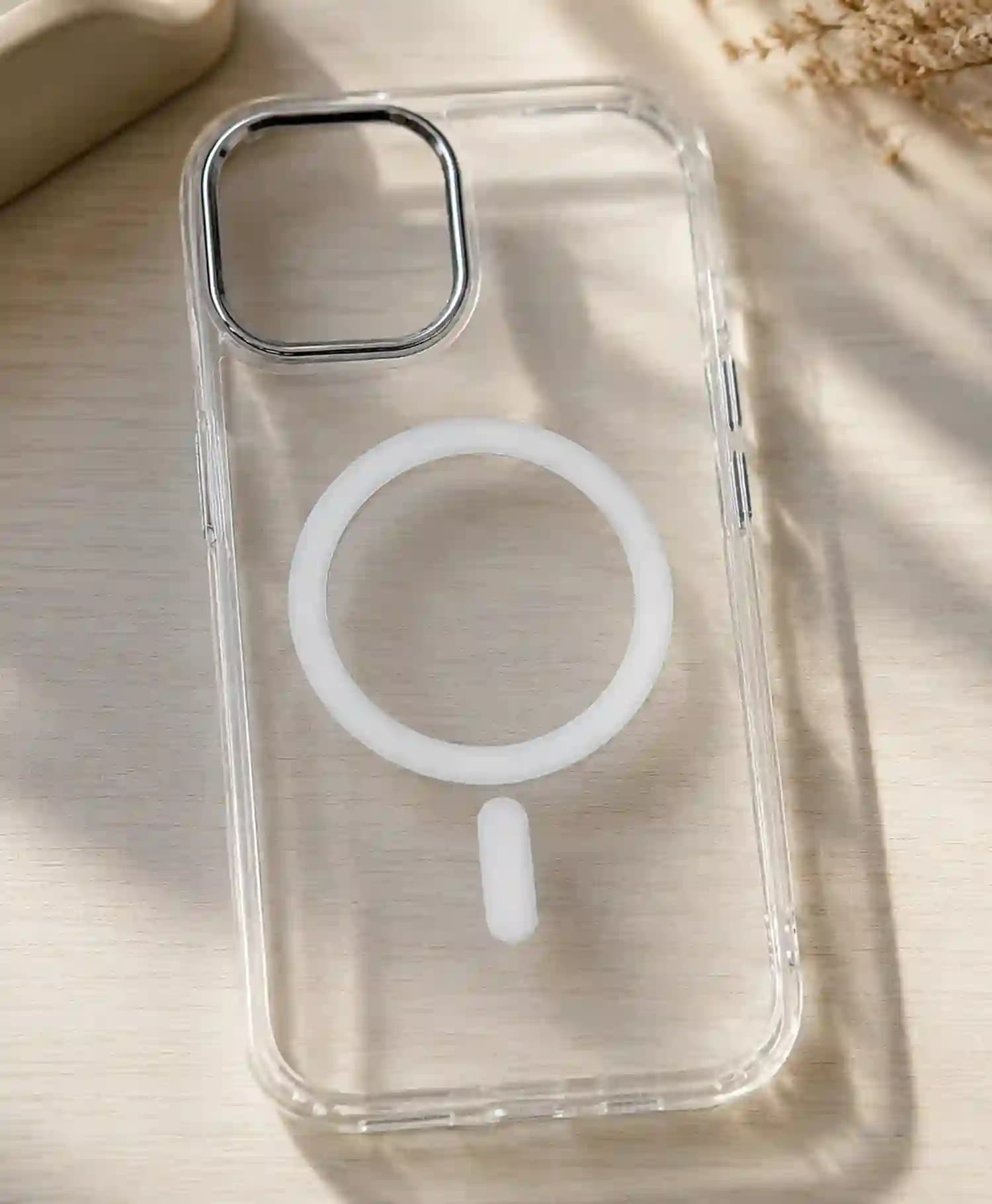 قاب شفاف مگ سیف دار بلکین گوشی موبایل Iphone 15 — تصویر ۴