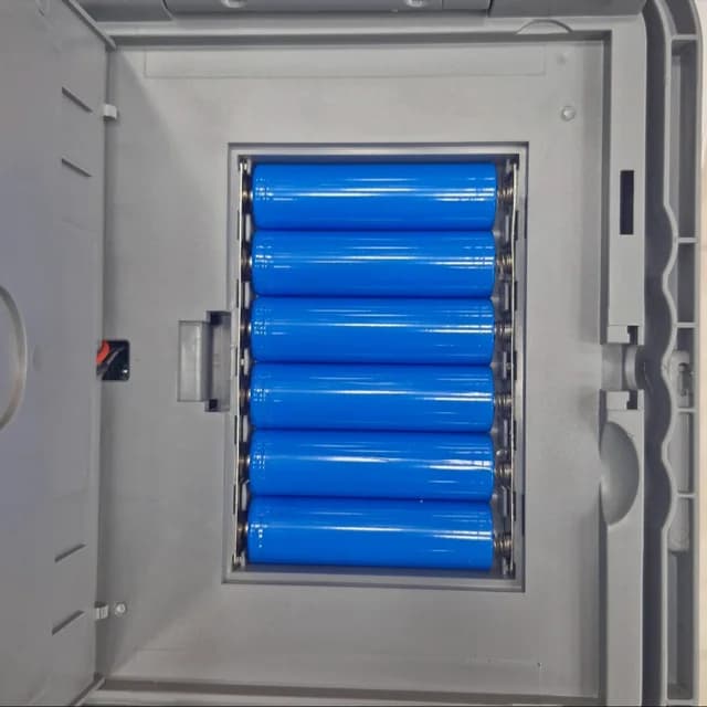 پروژکتور شارژی خورشیدی کمپی دستی مدل ZL-509 — تصویر ۳
