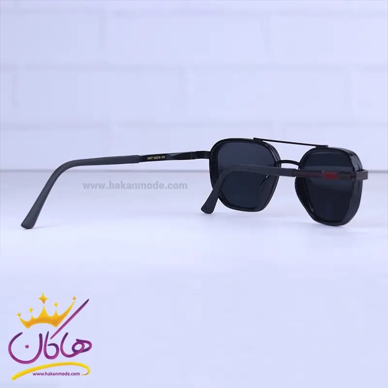 عینک آفتابی مردانه تمام مشکی 5607/1 — تصویر ۳