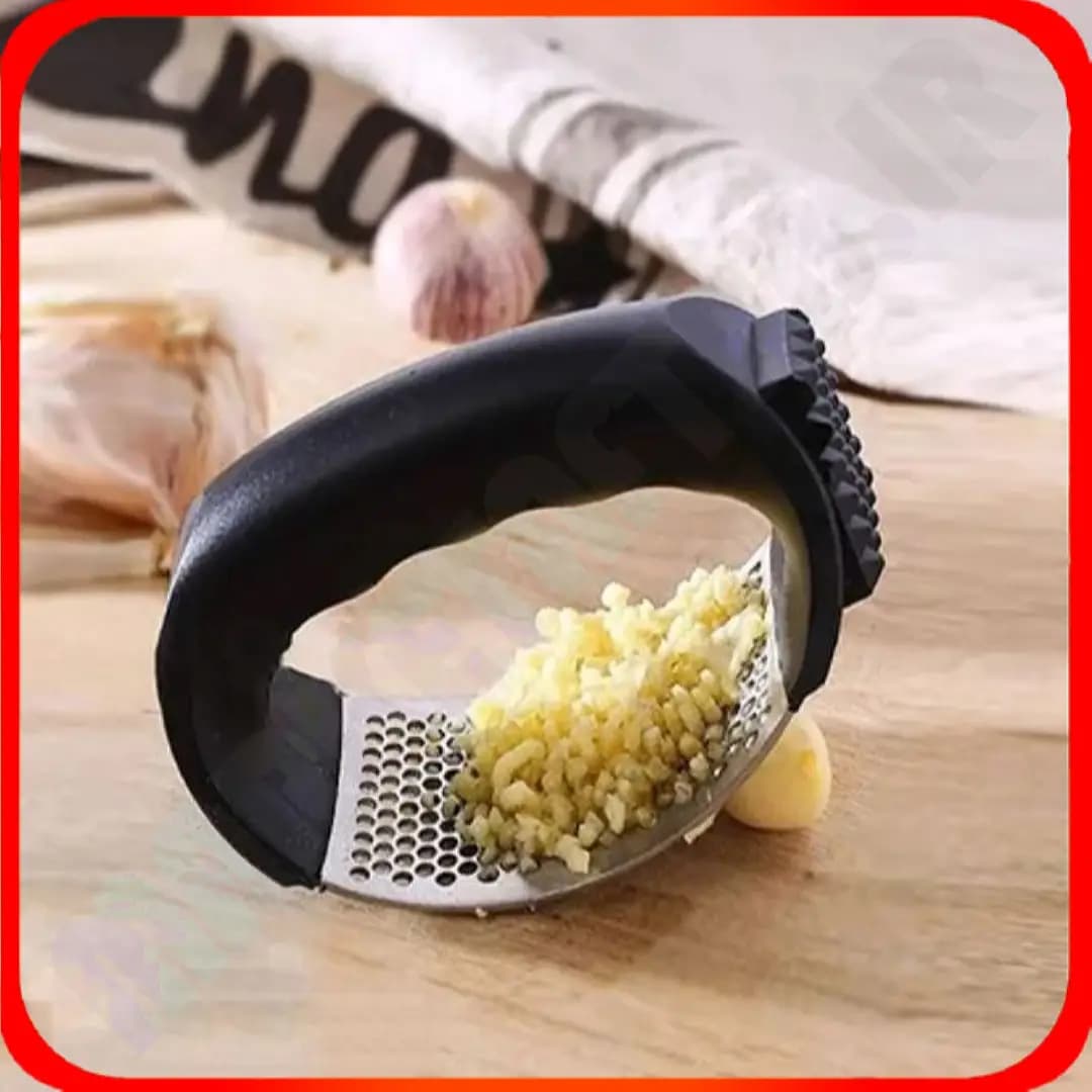 سیر له کن پرسی – مدل دستی مشتی با دسته پلاستیکی