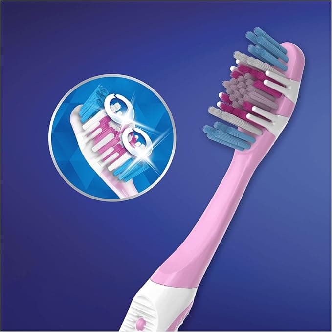 مسواک اورال بی سفید کننده ORAL B 3D WHITE برس متوسط — تصویر ۲