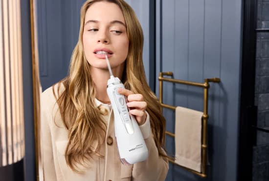 واتر جت شارژی بی سیم واتر پیکwaterpik water flosser سفید رنگ (امریکا) اورجینال — تصویر ۲