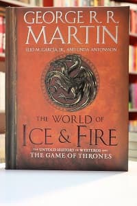 The World of Ice And Fire اثر George R. R. Martin