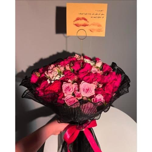 ارسال فوری گل برای باشگاه نفت تهرانسر استان تهران 6899