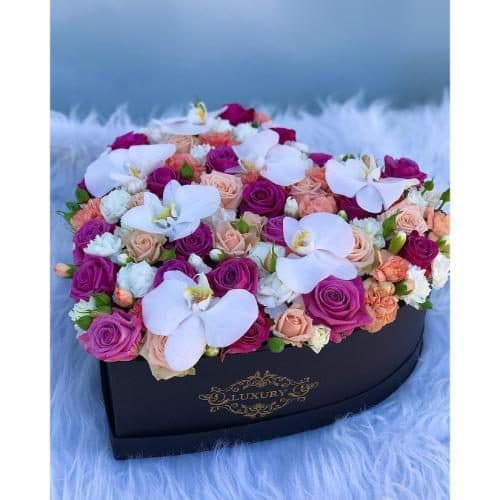 ارسال فوری گل برای باشگاه رزمی بانوان شرق تهران 6855