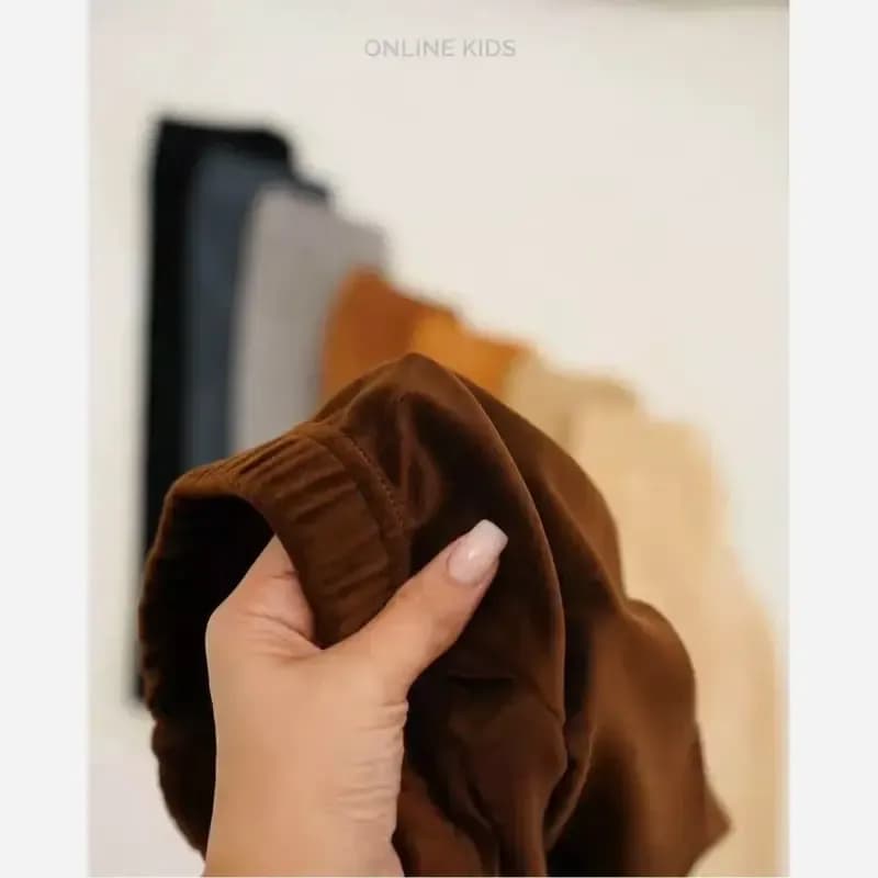 ست بلوز شلوار مخمل پتویی بچگانه مناسب 1 تا 11 سال — تصویر ۶