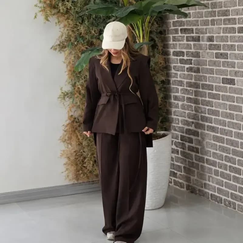 کت شلوار زنانه مدل مهلا جنس مازراتی دبل — تصویر ۳