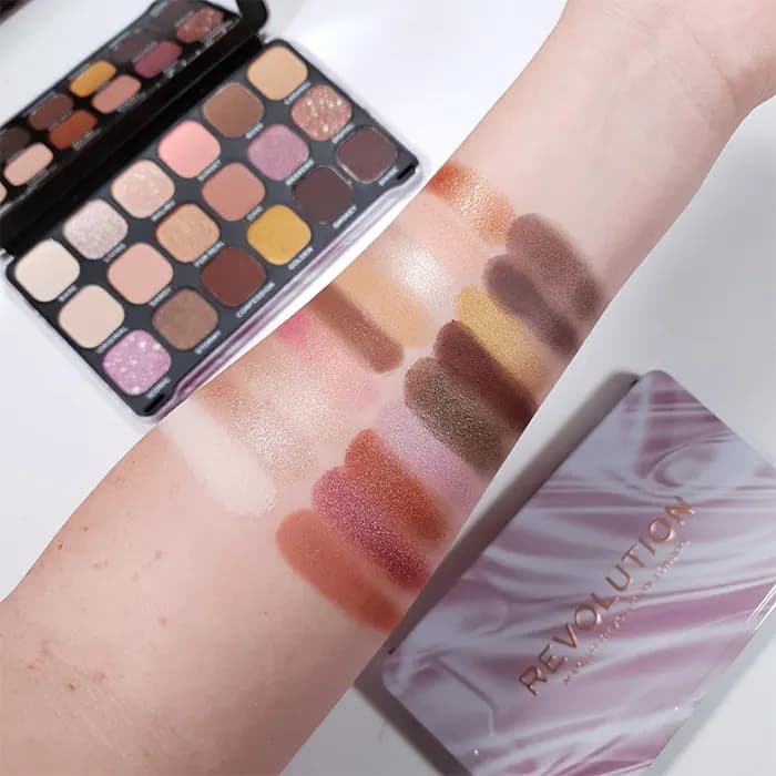 پالت سایه رولوشن فوراور فلاولس رنگ Nude Silk — تصویر ۲