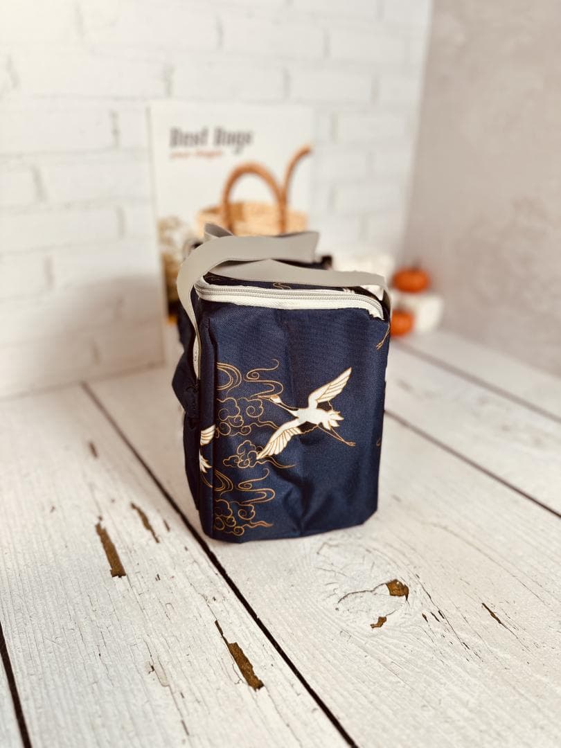 کیف لانچ باکس برزنتی طرح دار کد 8111 — تصویر ۵