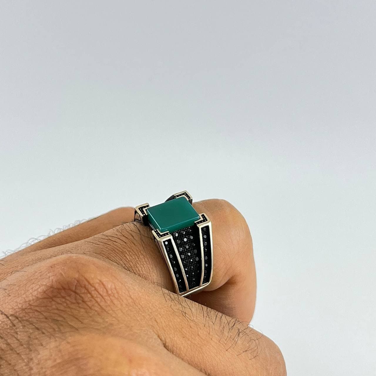 انگشتر نقره ترک با سنگ عقیق سبز (AM.50) — تصویر ۳
