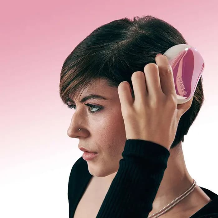 برس مو تنگل تیزر مدل کامپکت اسلایدر رنگ Baby Pink Chrome — تصویر ۶