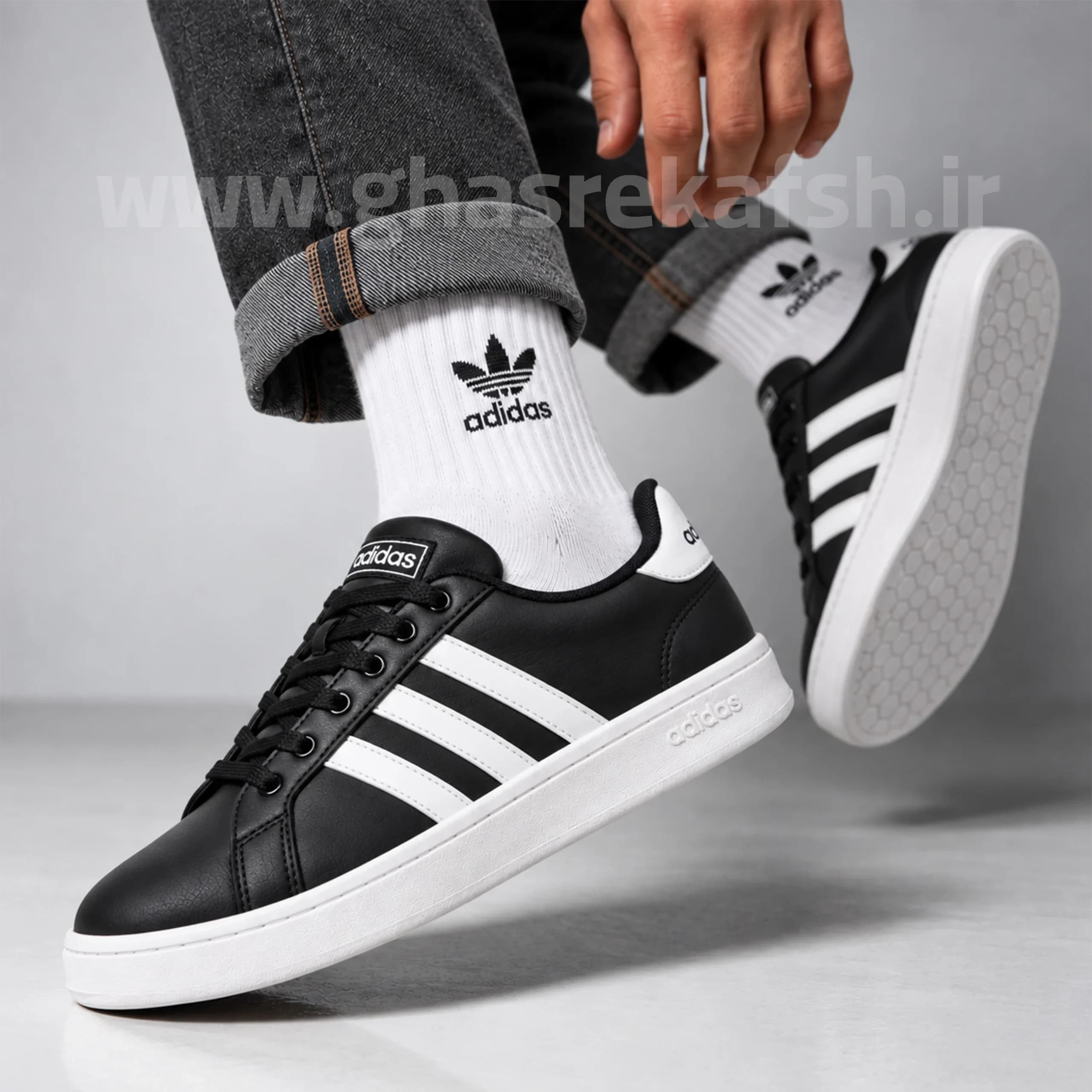 کتونی آدیداس گرند کورت ADIDAS GRAND COURT مردانه مشکی سفید کد 462
