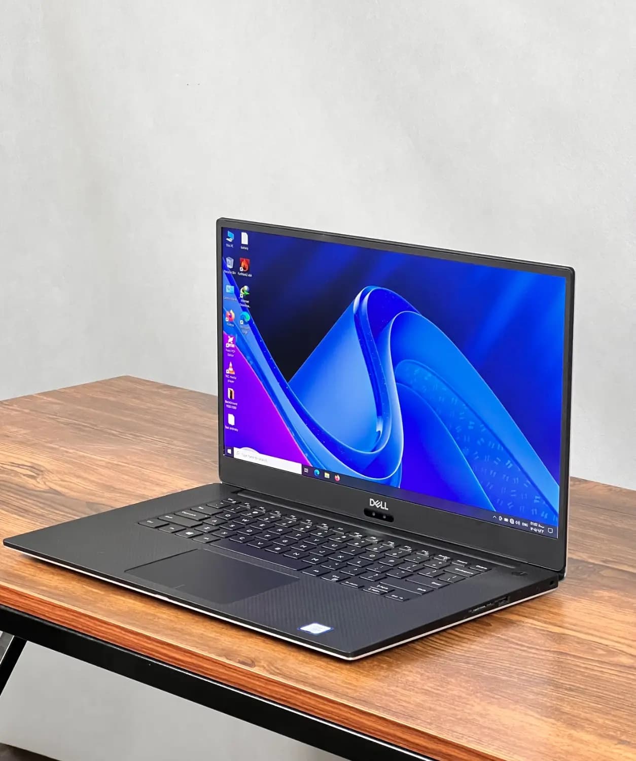 لپ تاپ DELL 5540 — تصویر ۳