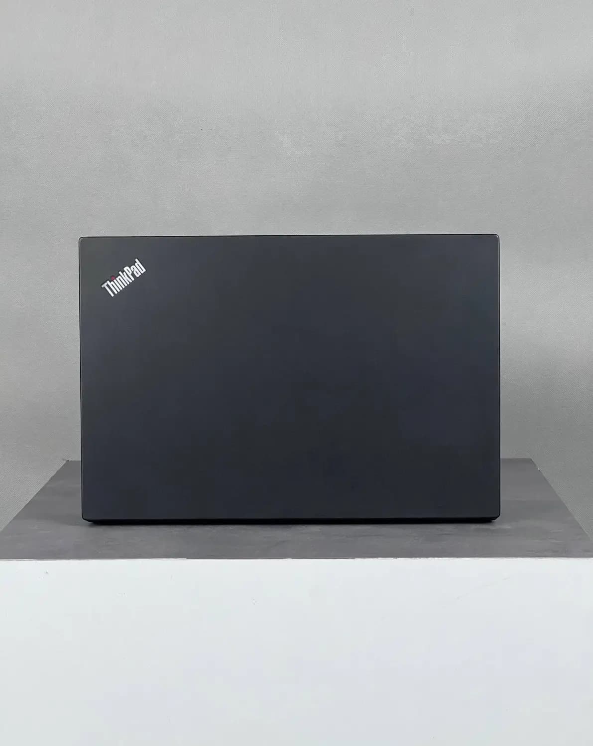 لپ تاپ Lenovo T570 — تصویر ۳
