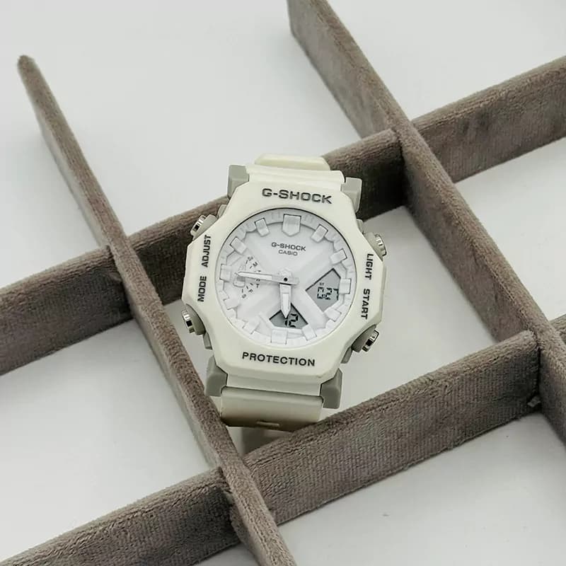 ساعت جی شاک G-shock سفید پمپی