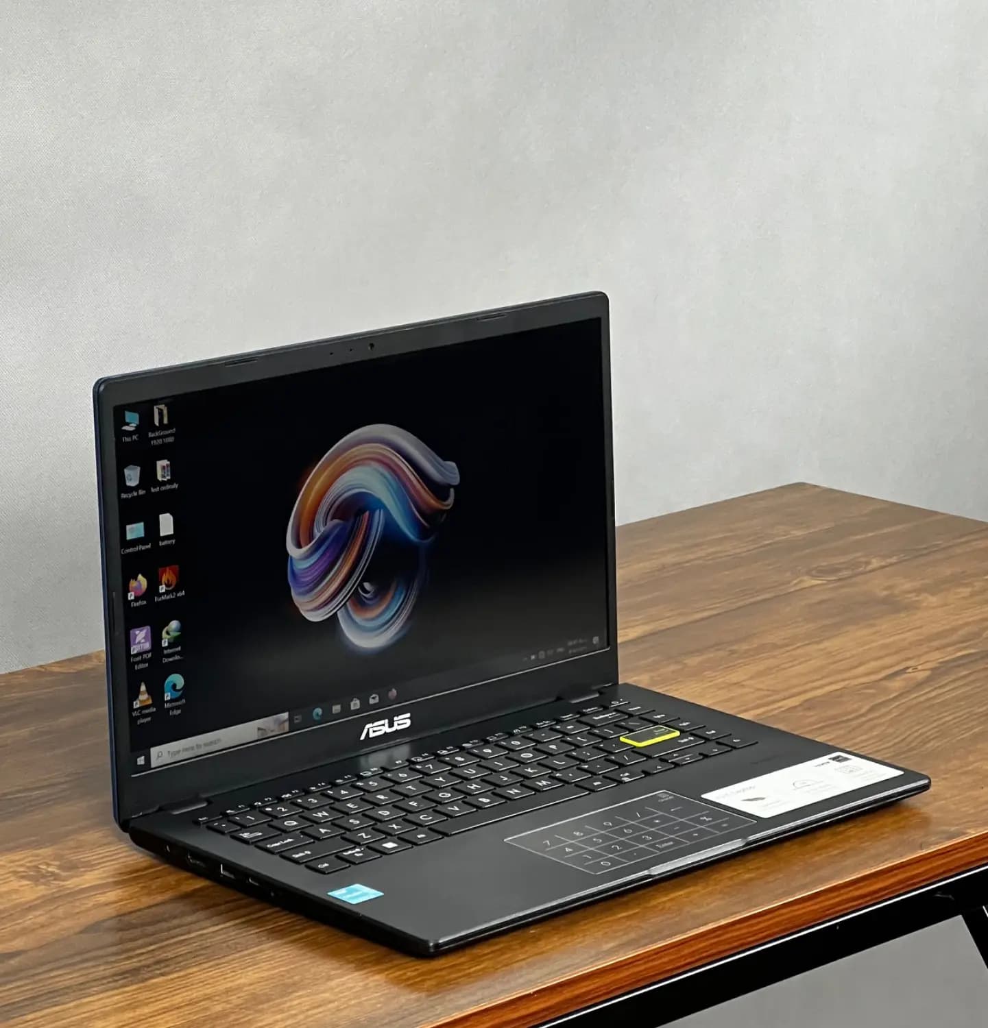 لپ تاپ ASUS E410 — تصویر ۶