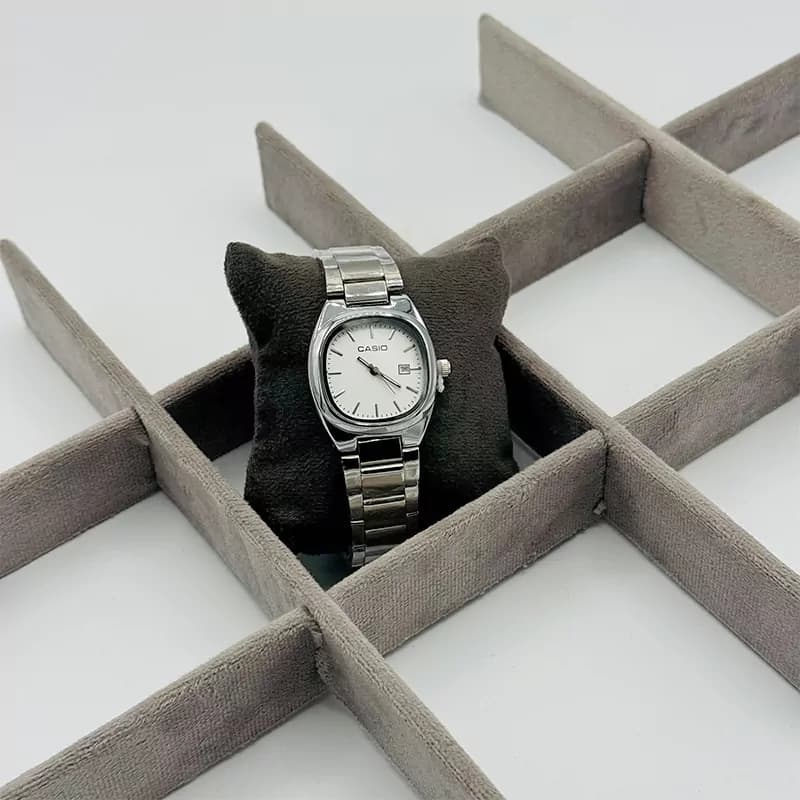 ساعت کاسیو Casio نقره ایی صفحه سفید