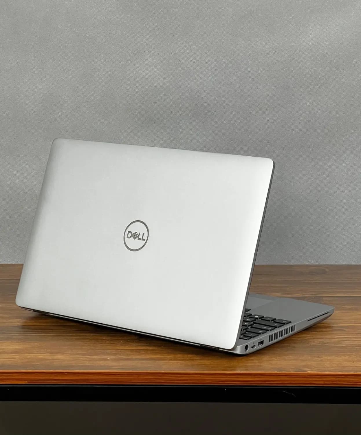 لپ تاپ DELL 5511 — تصویر ۳
