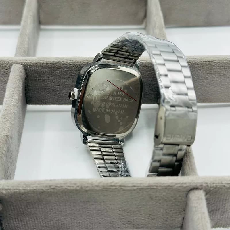 ساعت کاسیو Casio صفحه مشکی — تصویر ۲