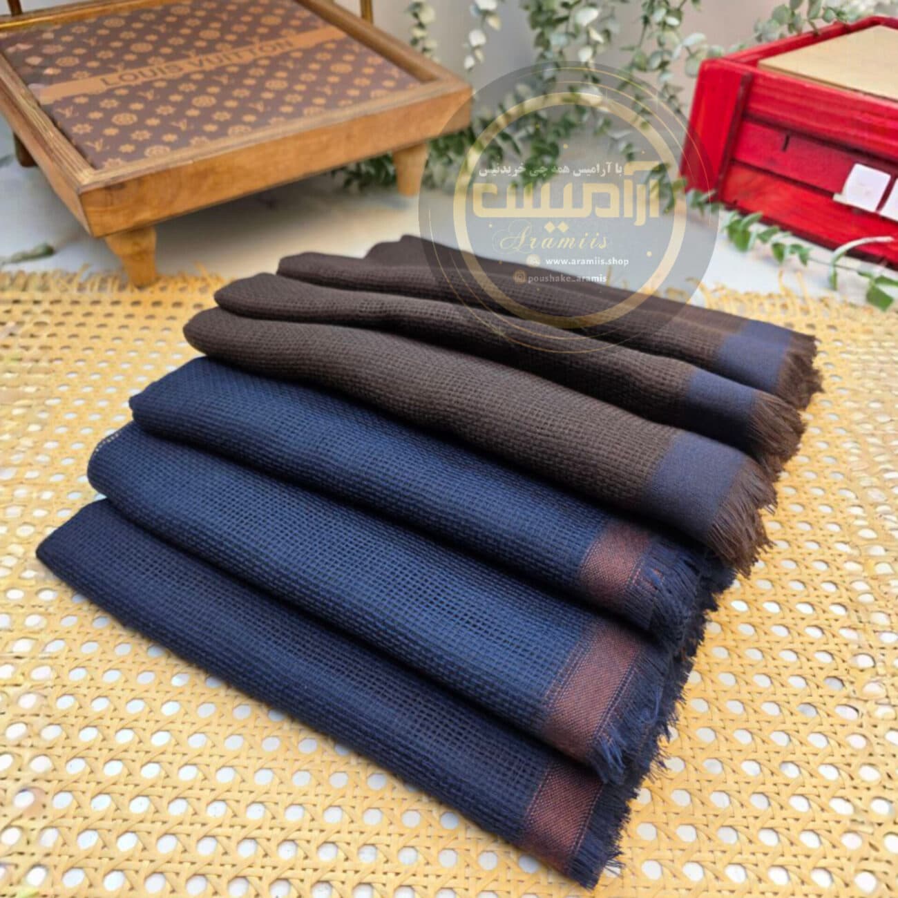 شال کنفی حاشیه دار دور ریش — تصویر ۲