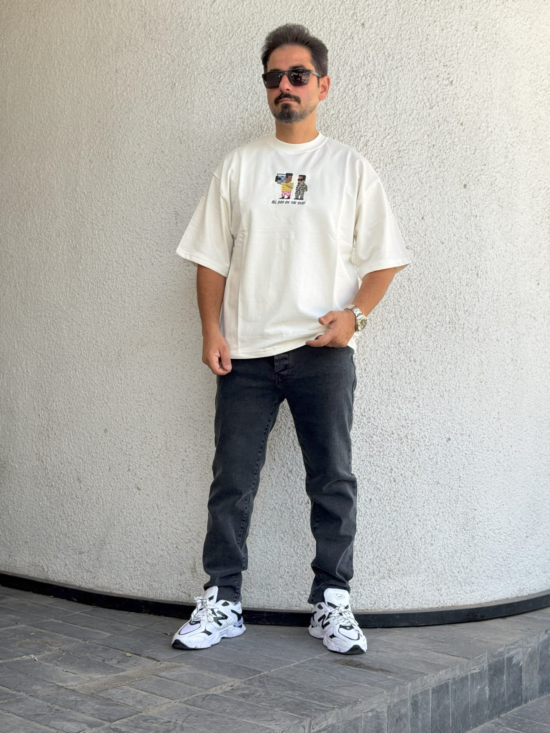 تیشرت گلدوزی طرح Vakman — تصویر ۲